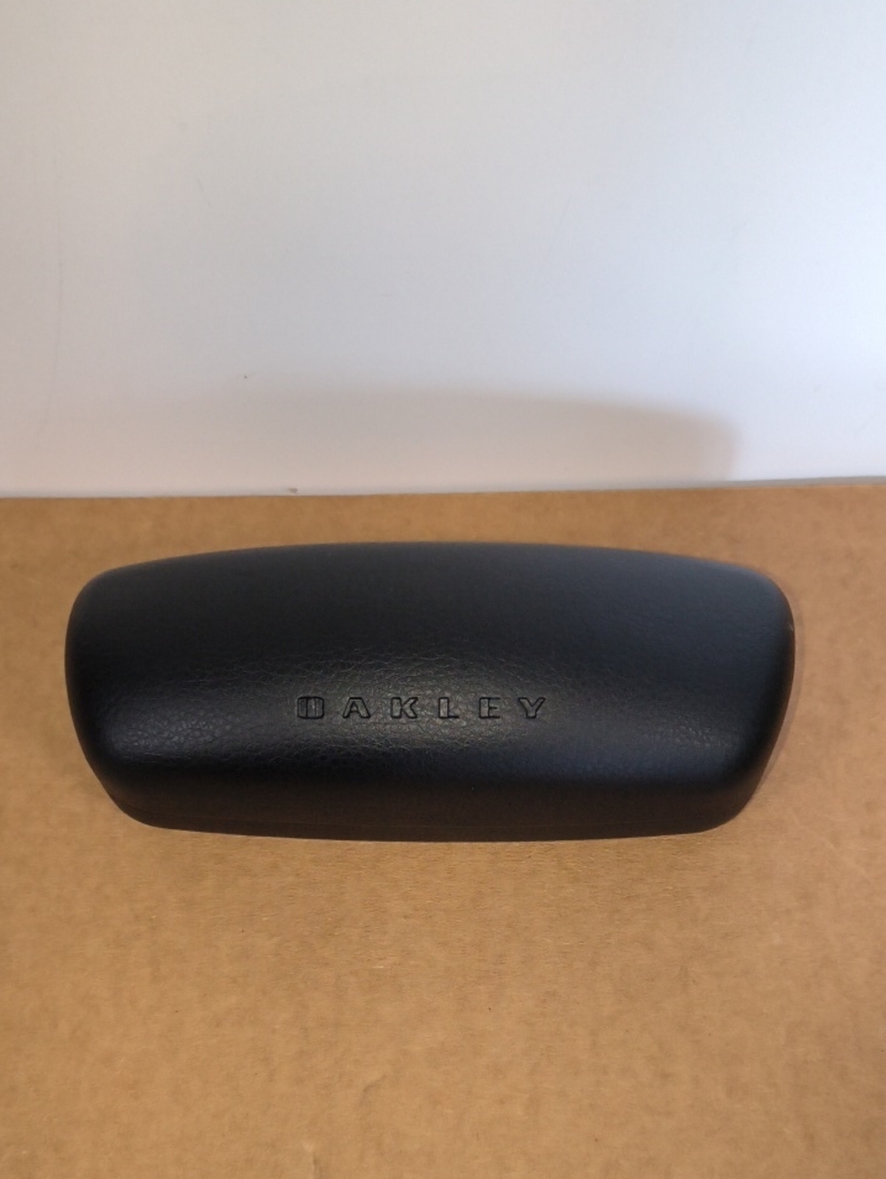 Oakley Sunglasses Eyeglasses Black Clam Magnetic Case w/ 3 Clothes
